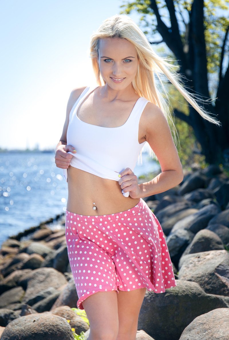 Людмила, 45 лет, 0 размер груди